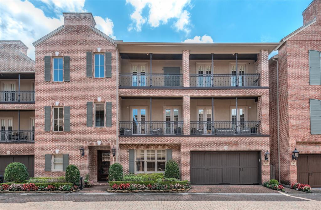 1010 3 Nantucket Drive, Houston, Texas 77057, 4 Bedrooms Bedrooms, 11 Rooms Rooms,4 BathroomsBathrooms,Single-family,For Sale,Nantucket,68064743