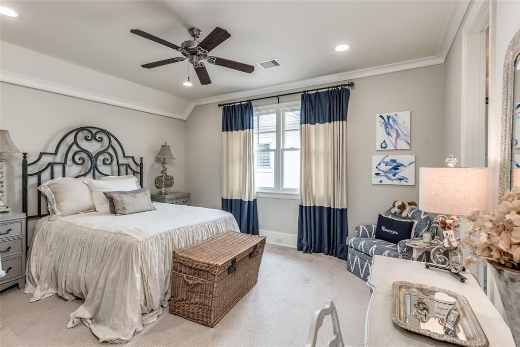 1010 3 Nantucket Drive, Houston, Texas 77057, 4 Bedrooms Bedrooms, 11 Rooms Rooms,4 BathroomsBathrooms,Single-family,For Sale,Nantucket,68064743