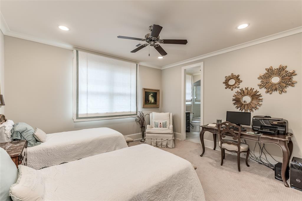 1010 3 Nantucket Drive, Houston, Texas 77057, 4 Bedrooms Bedrooms, 11 Rooms Rooms,4 BathroomsBathrooms,Single-family,For Sale,Nantucket,68064743