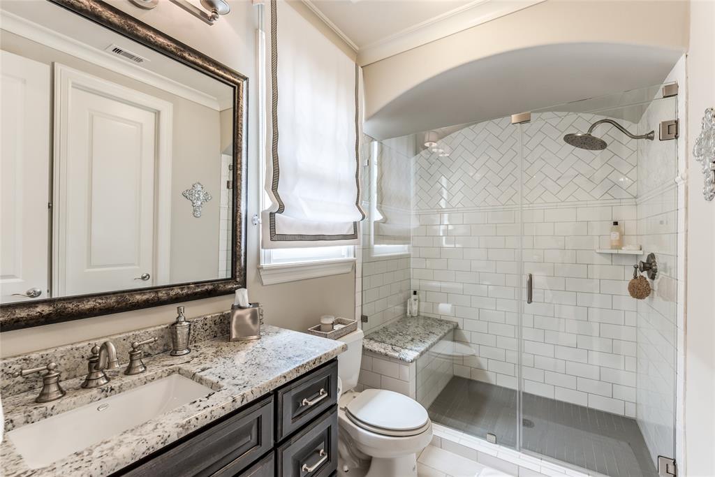 1010 3 Nantucket Drive, Houston, Texas 77057, 4 Bedrooms Bedrooms, 11 Rooms Rooms,4 BathroomsBathrooms,Single-family,For Sale,Nantucket,68064743