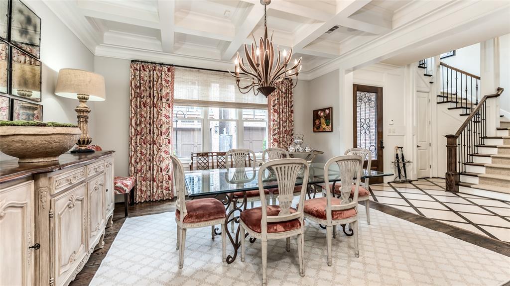 1010 3 Nantucket Drive, Houston, Texas 77057, 4 Bedrooms Bedrooms, 11 Rooms Rooms,4 BathroomsBathrooms,Single-family,For Sale,Nantucket,68064743