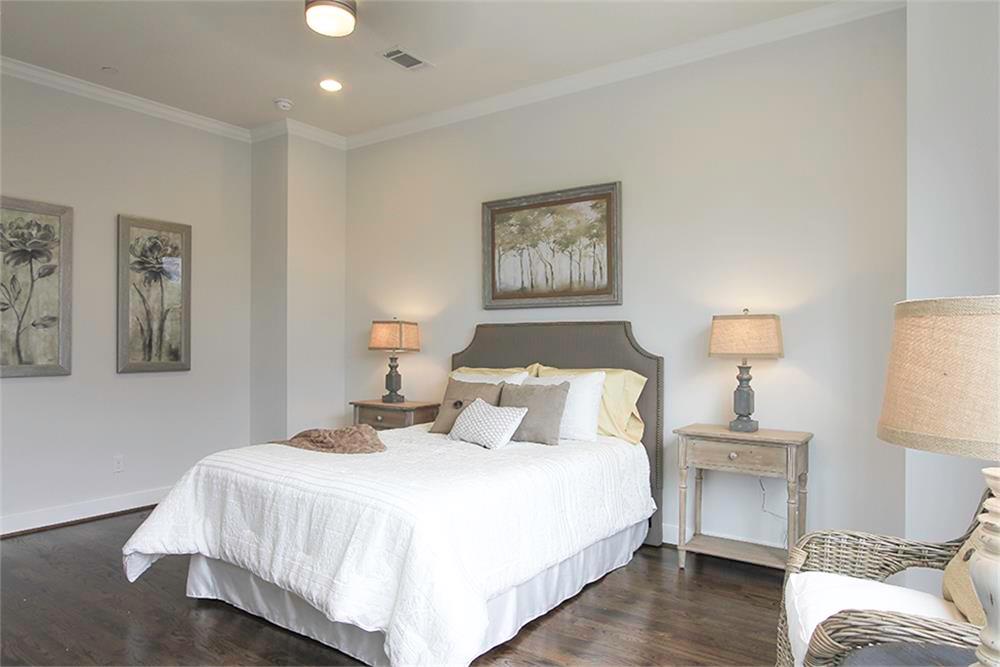 1809 3 Colonel Forbins, Houston, Texas 77043, 3 Bedrooms Bedrooms, 9 Rooms Rooms,3 BathroomsBathrooms,Single-family,For Sale,Colonel Forbins,84970945