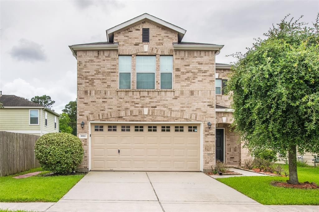 3011 Tall Tree Ridge Way Spring, Texas Charming 3 bed, 2.1 bath, 2,020 sq ft home in Spring! Spacious living room with an Open kitchen concept and updated counters. Master suite with attached bathroom. Spacious backyard, great for family gatherings! Pets accepted on a case by case basis. Additional admin fees apply. Schedule your showing today! *See agent remarks for showing instructions*
