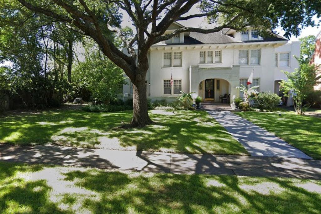 4510 3 Yoakum Boulevard, Houston, Texas 77006, 4 Bedrooms Bedrooms, 16 Rooms Rooms,3 BathroomsBathrooms,Single-family,For Sale,Yoakum,44915261