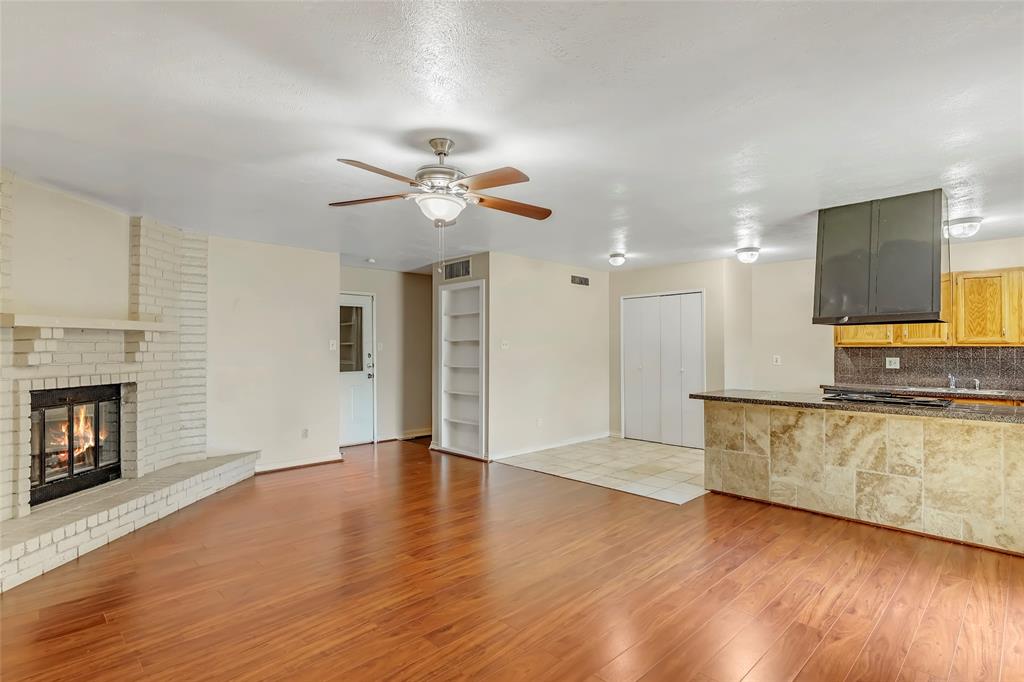 2807 Canary Lane