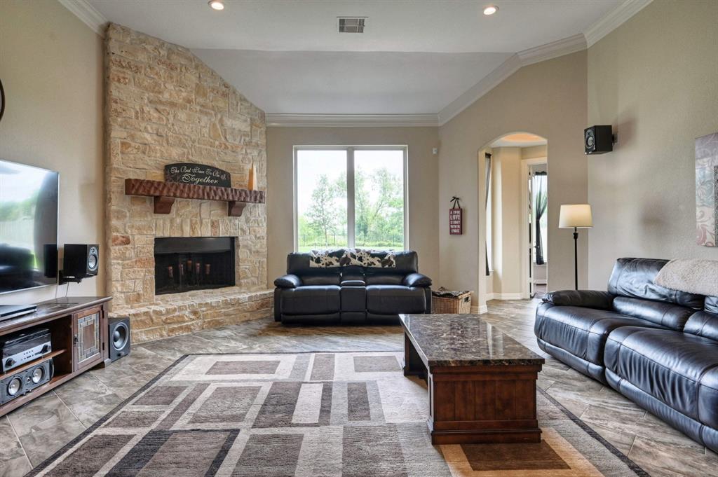 13126 1 Sunrise Bluff Drive, Hockley, Texas 77447, 4 Bedrooms Bedrooms, 9 Rooms Rooms,3 BathroomsBathrooms,Single-family,For Sale,Sunrise Bluff,79259961