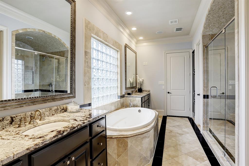 2701 3 West Lane Drive, Houston, Texas 77027, 4 Bedrooms Bedrooms, 8 Rooms Rooms,4 BathroomsBathrooms,Single-family,For Sale,West Lane,55542573