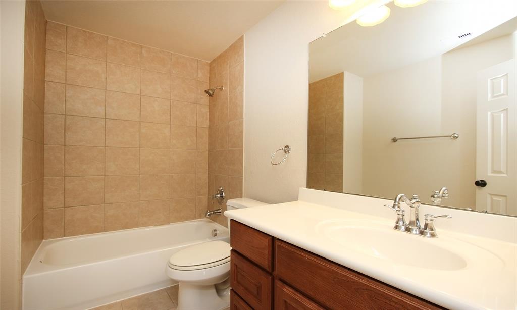 14603 2 Tivoli Drive, Houston, Texas 77077, 4 Bedrooms Bedrooms, 10 Rooms Rooms,4 BathroomsBathrooms,Single-family,For Sale,Tivoli,59345227