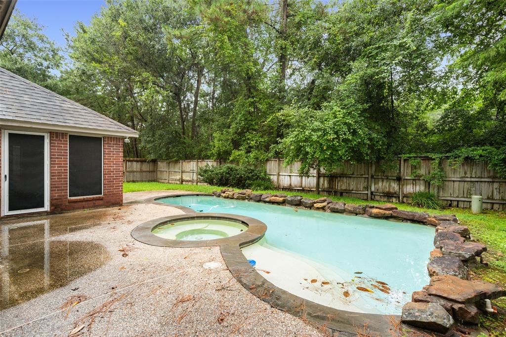 215 1 Bristol Bend Circle, Spring, Texas 77382, 4 Bedrooms Bedrooms, 4 Rooms Rooms,2 BathroomsBathrooms,Single-family,For Sale,Bristol Bend,11549868