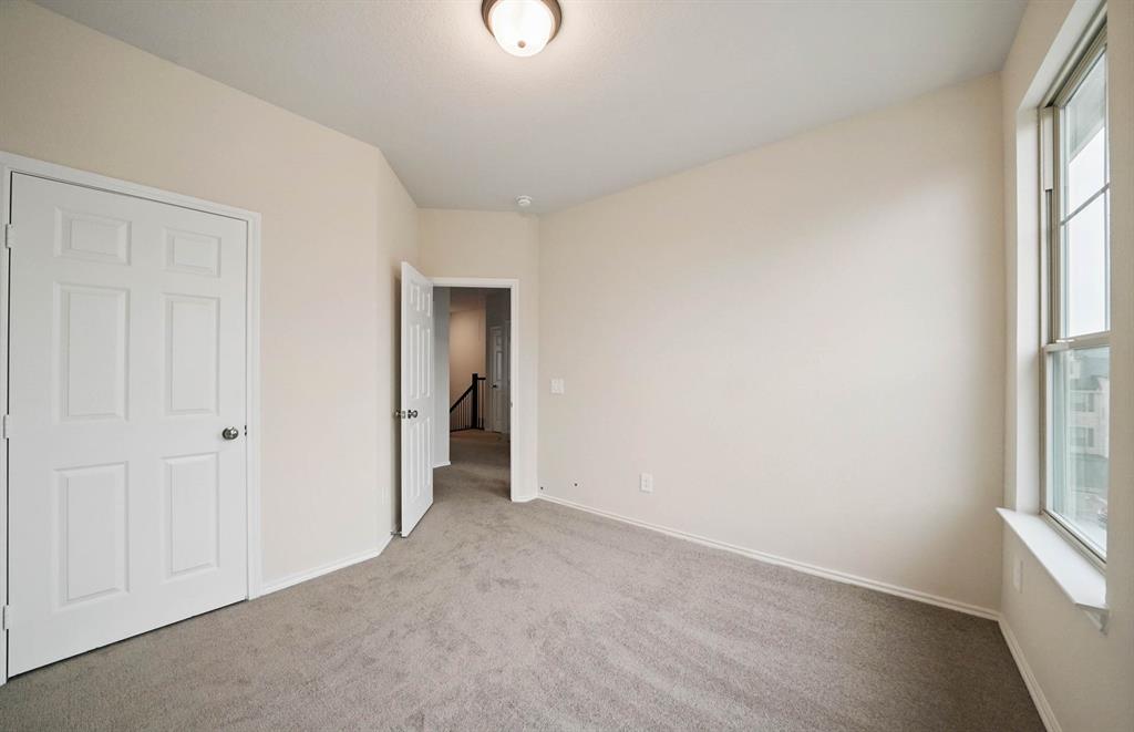 3410 3 Avondale View Drive, Houston, Texas 77025, 3 Bedrooms Bedrooms, 4 Rooms Rooms,2 BathroomsBathrooms,Single-family,For Sale,Avondale View,76260449