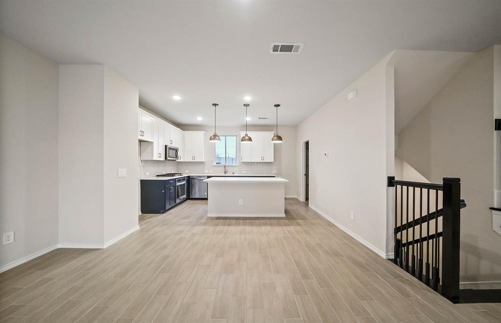 3410 3 Avondale View Drive, Houston, Texas 77025, 3 Bedrooms Bedrooms, 4 Rooms Rooms,2 BathroomsBathrooms,Single-family,For Sale,Avondale View,76260449