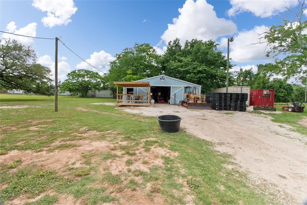 500 1 East Main Street, Clute, Texas 77531, 3 Bedrooms Bedrooms, 3 Rooms Rooms,2 BathroomsBathrooms,Single-family,For Sale,East Main,24504356