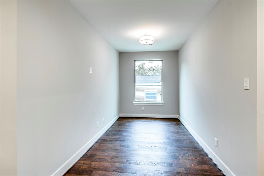 2710 2 BEAUCHAMP Street, Houston, Texas 77009, 3 Bedrooms Bedrooms, 11 Rooms Rooms,2 BathroomsBathrooms,Single-family,For Sale,BEAUCHAMP,86531345