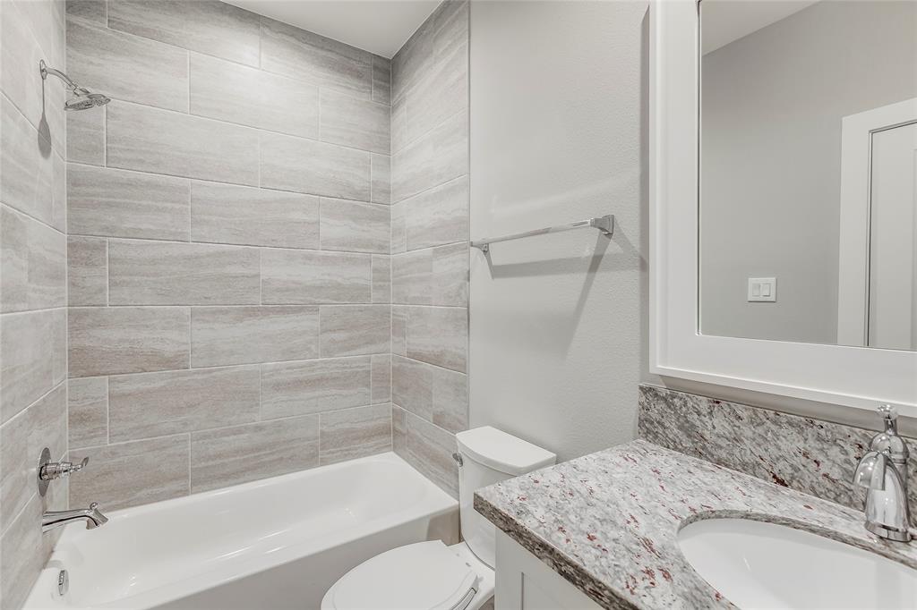 2710 2 BEAUCHAMP Street, Houston, Texas 77009, 3 Bedrooms Bedrooms, 11 Rooms Rooms,2 BathroomsBathrooms,Single-family,For Sale,BEAUCHAMP,86531345