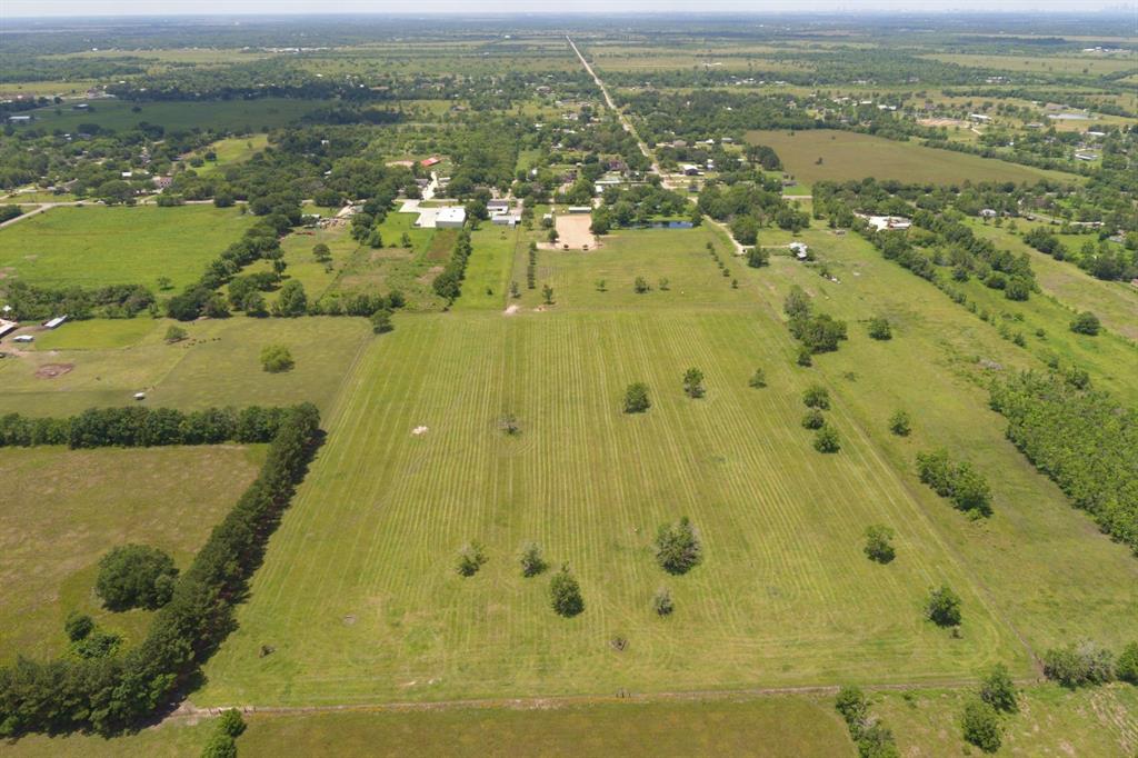 1940 1 County Road 99, Alvin, Texas 77511, 3 Bedrooms Bedrooms, 8 Rooms Rooms,2 BathroomsBathrooms,Single-family,For Sale,County Road 99,7050299