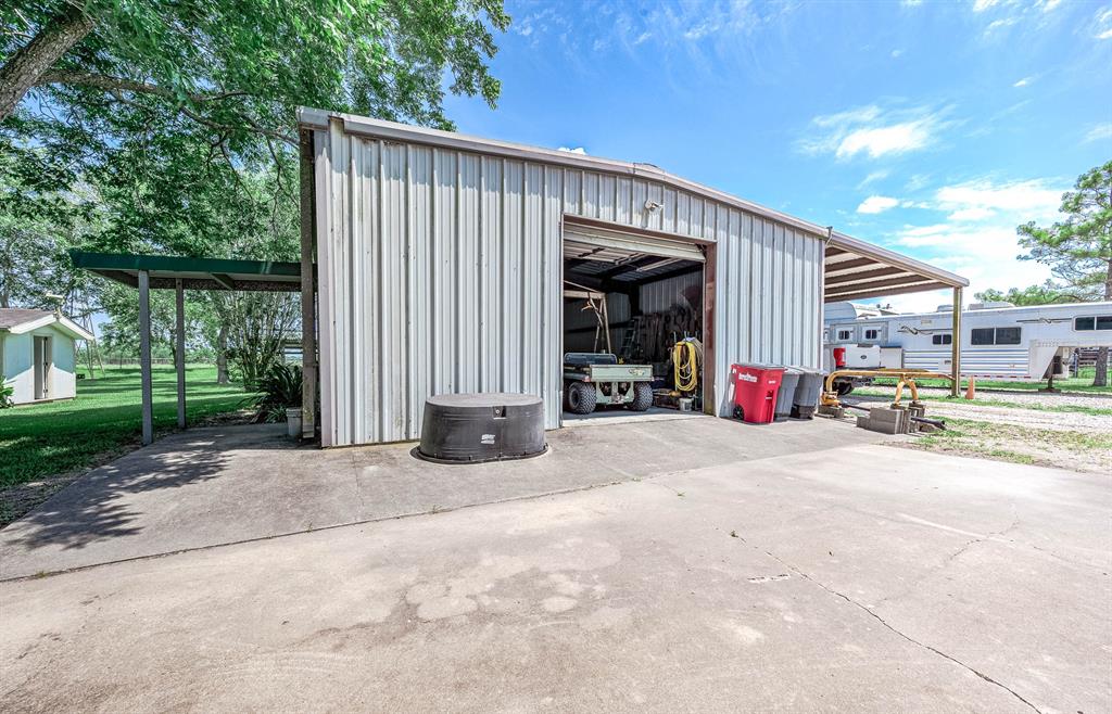 1940 1 County Road 99, Alvin, Texas 77511, 3 Bedrooms Bedrooms, 8 Rooms Rooms,2 BathroomsBathrooms,Single-family,For Sale,County Road 99,7050299