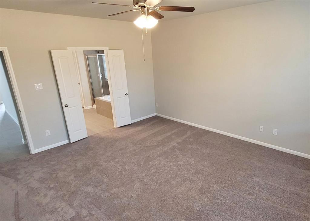 5914 2 Prince Place Drive, Rosenberg, Texas 77471, 4 Bedrooms Bedrooms, 11 Rooms Rooms,2 BathroomsBathrooms,Single-family,For Sale,Prince Place,84438930