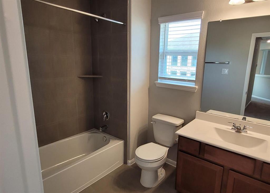 5914 2 Prince Place Drive, Rosenberg, Texas 77471, 4 Bedrooms Bedrooms, 11 Rooms Rooms,2 BathroomsBathrooms,Single-family,For Sale,Prince Place,84438930