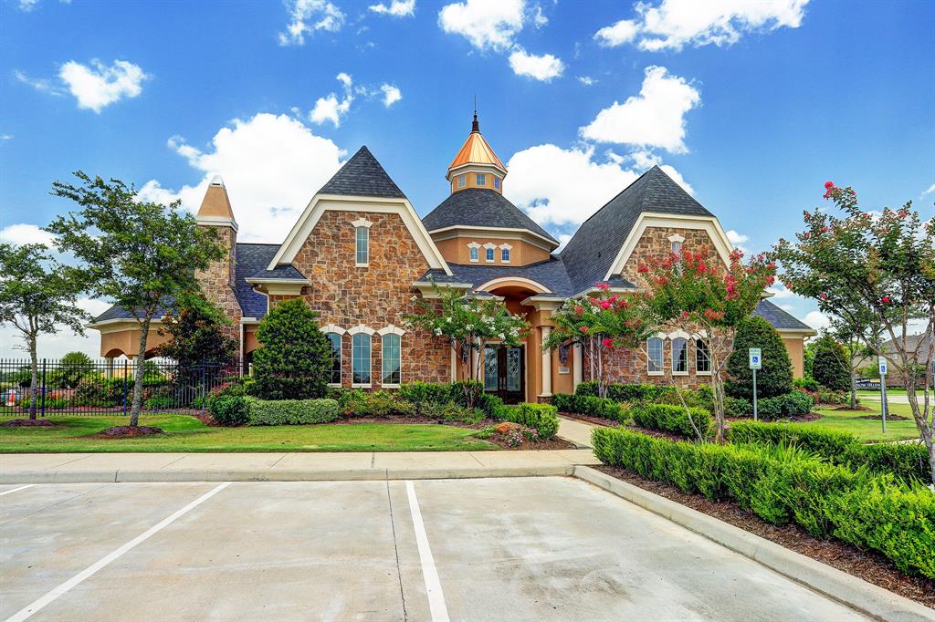 5914 2 Prince Place Drive, Rosenberg, Texas 77471, 4 Bedrooms Bedrooms, 11 Rooms Rooms,2 BathroomsBathrooms,Single-family,For Sale,Prince Place,84438930