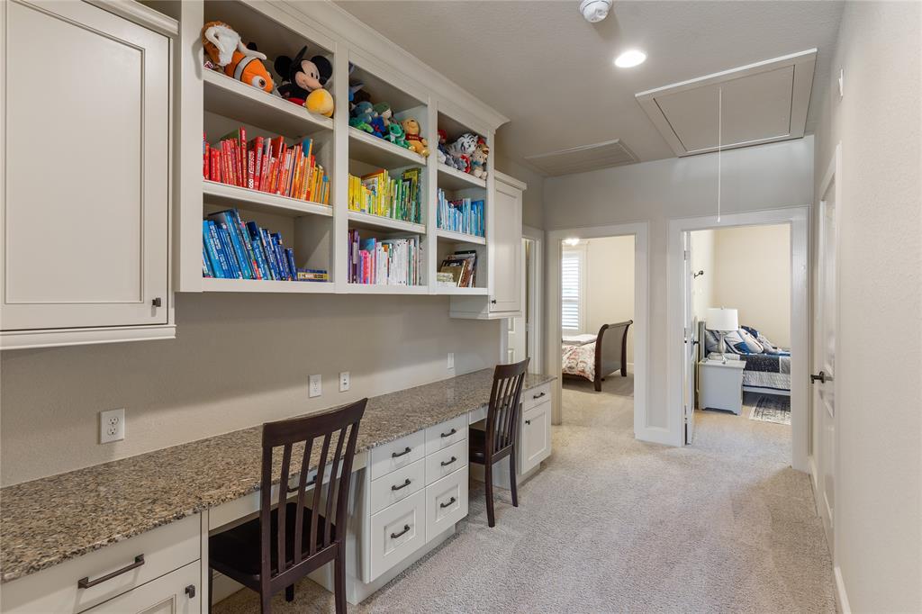 1021 Fisher Street, Houston, TX 77018