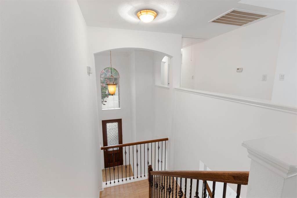 6222 2 Skyline Drive, Houston, Texas 77057, 3 Bedrooms Bedrooms, 7 Rooms Rooms,2 BathroomsBathrooms,Townhouse/condo,For Sale,Skyline,63813781