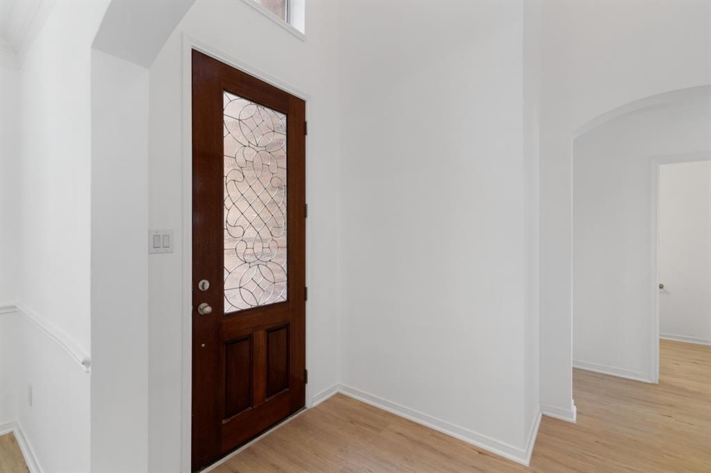 6222 2 Skyline Drive, Houston, Texas 77057, 3 Bedrooms Bedrooms, 7 Rooms Rooms,2 BathroomsBathrooms,Townhouse/condo,For Sale,Skyline,63813781