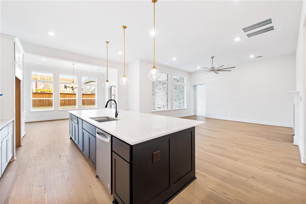 5357 2 Cherry Springs Drive, Spring, Texas 77386, 4 Bedrooms Bedrooms, 10 Rooms Rooms,4 BathroomsBathrooms,Single-family,For Sale,Cherry Springs Drive,77574119