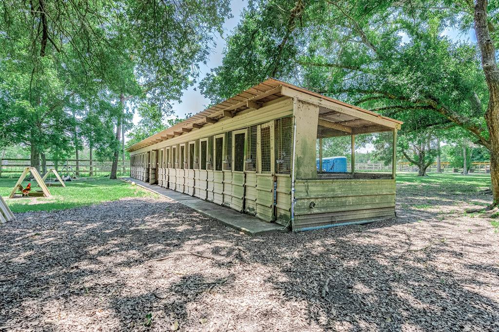 2980 2 County Road 180, Alvin, Texas 77511, 5 Bedrooms Bedrooms, 14 Rooms Rooms,3 BathroomsBathrooms,Single-family,For Sale,County Road 180,95128698