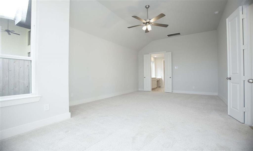 130 1.5 Sugar Pine Court, Montgomery, Texas 77316, 4 Bedrooms Bedrooms, 6 Rooms Rooms,3 BathroomsBathrooms,Single-family,For Sale,Sugar Pine,55929276