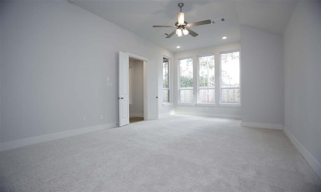 130 1.5 Sugar Pine Court, Montgomery, Texas 77316, 4 Bedrooms Bedrooms, 6 Rooms Rooms,3 BathroomsBathrooms,Single-family,For Sale,Sugar Pine,55929276