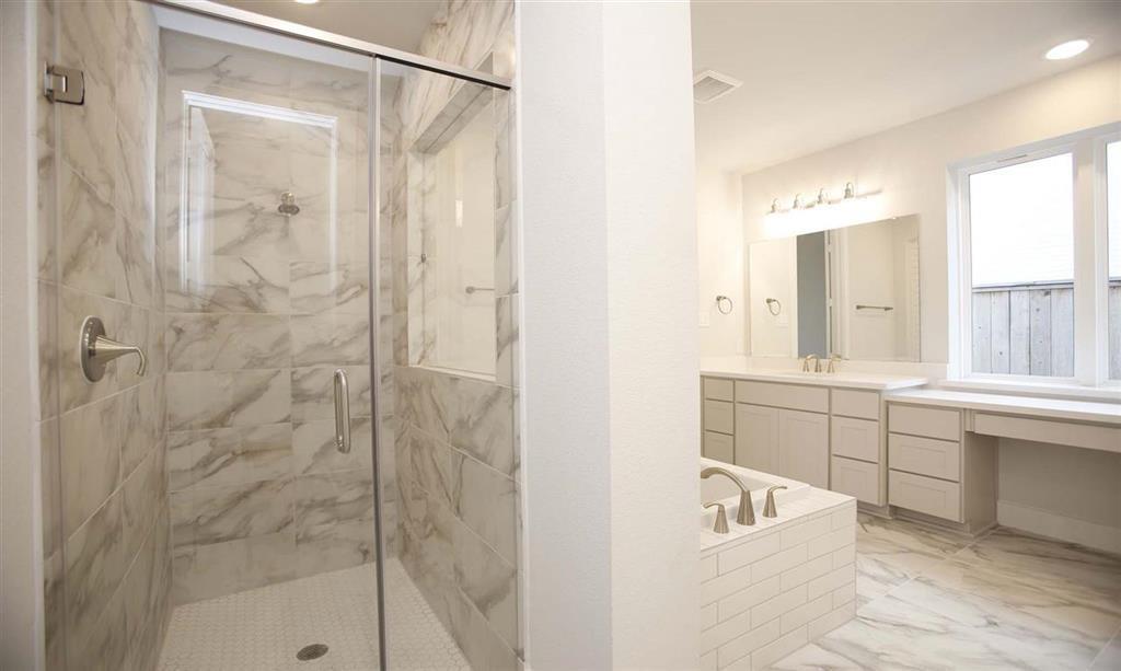 130 1.5 Sugar Pine Court, Montgomery, Texas 77316, 4 Bedrooms Bedrooms, 6 Rooms Rooms,3 BathroomsBathrooms,Single-family,For Sale,Sugar Pine,55929276