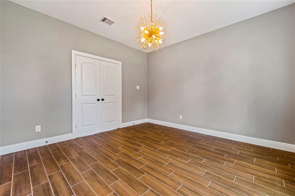 423 1 Amherst Drive, West Columbia, Texas 77486, 4 Bedrooms Bedrooms, 11 Rooms Rooms,2 BathroomsBathrooms,Single-family,For Sale,Amherst,80230540