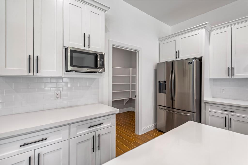 423 1 Amherst Drive, West Columbia, Texas 77486, 4 Bedrooms Bedrooms, 11 Rooms Rooms,2 BathroomsBathrooms,Single-family,For Sale,Amherst,80230540