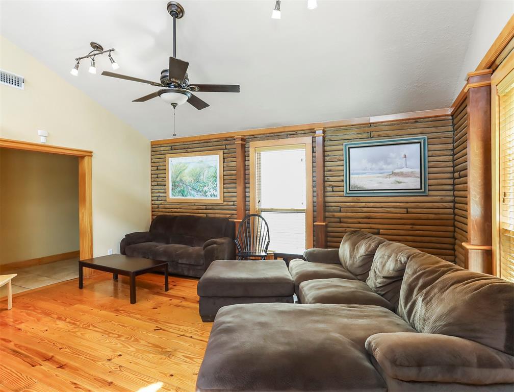 4402 3 5th Street, Bacliff, Texas 77518, 3 Bedrooms Bedrooms, 6 Rooms Rooms,2 BathroomsBathrooms,Single-family,For Sale,5th,79093230