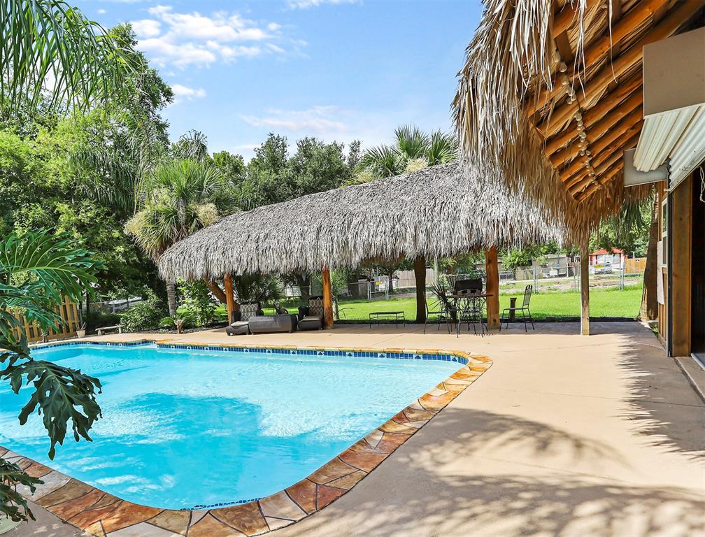 4402 3 5th Street, Bacliff, Texas 77518, 3 Bedrooms Bedrooms, 6 Rooms Rooms,2 BathroomsBathrooms,Single-family,For Sale,5th,79093230