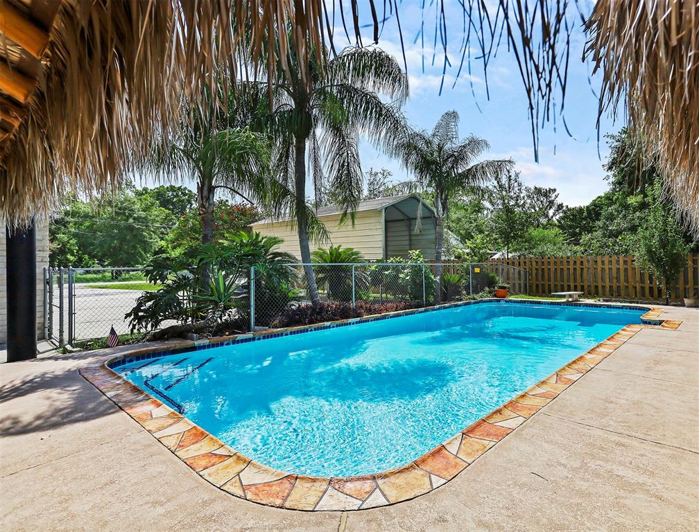 4402 3 5th Street, Bacliff, Texas 77518, 3 Bedrooms Bedrooms, 6 Rooms Rooms,2 BathroomsBathrooms,Single-family,For Sale,5th,79093230