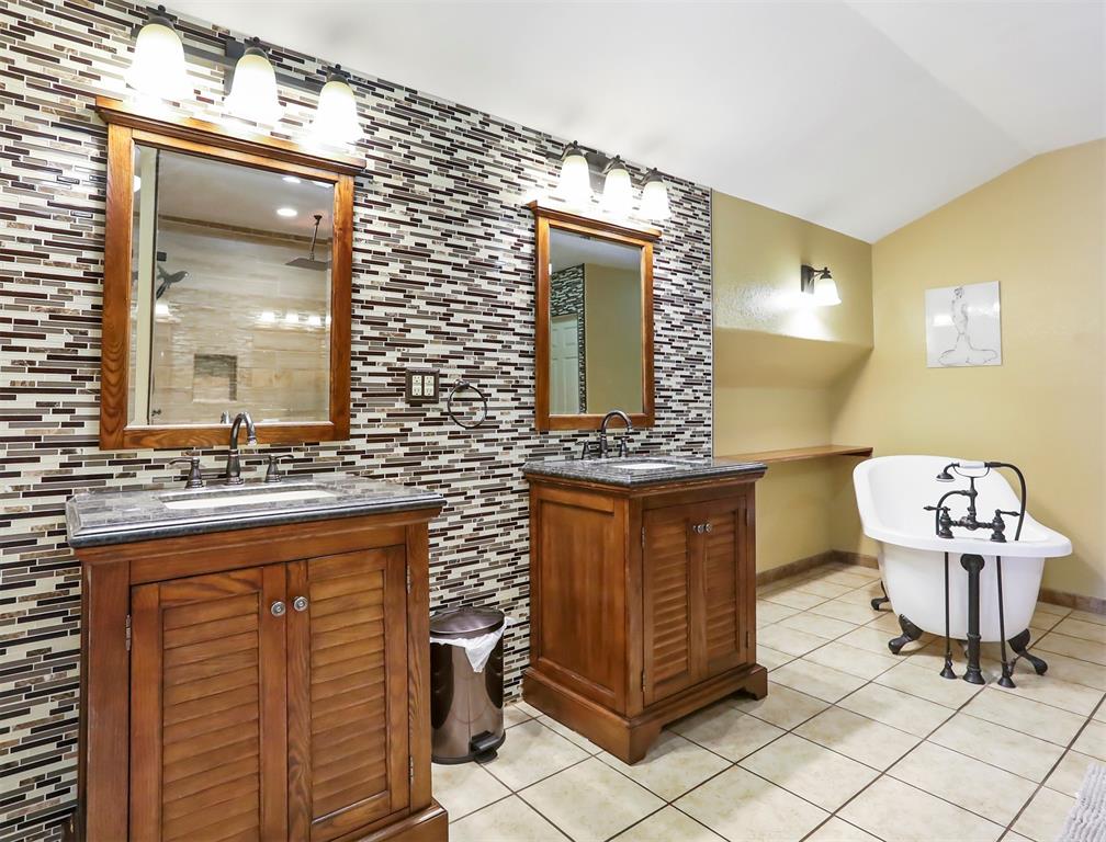 4402 3 5th Street, Bacliff, Texas 77518, 3 Bedrooms Bedrooms, 6 Rooms Rooms,2 BathroomsBathrooms,Single-family,For Sale,5th,79093230