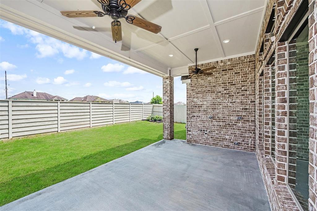 2947 1 Harbor Spring Way, Manvel, Texas 77578, 4 Bedrooms Bedrooms, 11 Rooms Rooms,3 BathroomsBathrooms,Single-family,For Sale,Harbor Spring,84376867