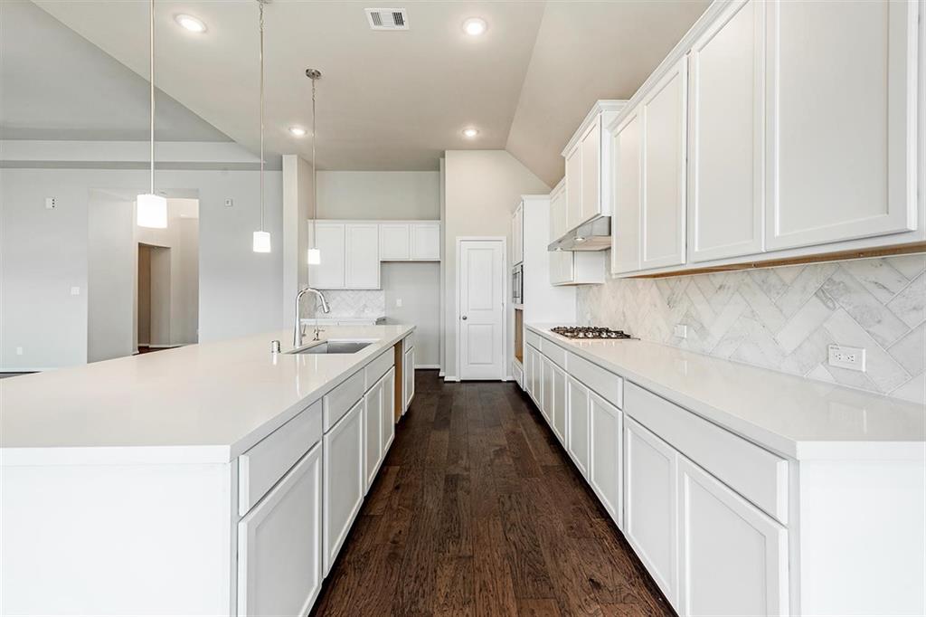 2947 1 Harbor Spring Way, Manvel, Texas 77578, 4 Bedrooms Bedrooms, 11 Rooms Rooms,3 BathroomsBathrooms,Single-family,For Sale,Harbor Spring,84376867
