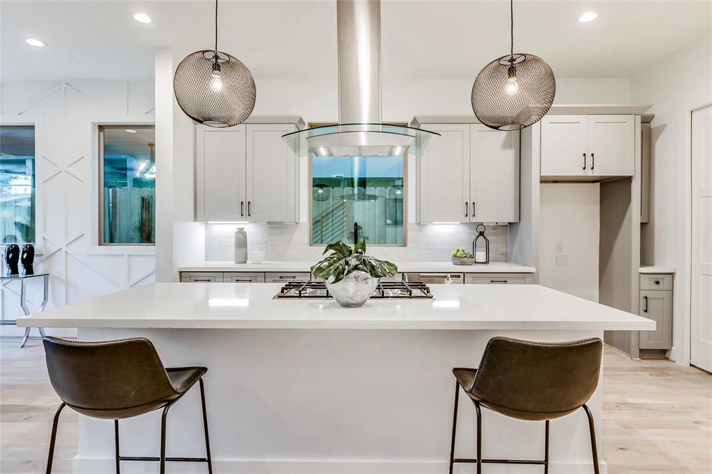 1332 2 BELL Street, Houston, Texas 77019, 3 Bedrooms Bedrooms, 11 Rooms Rooms,2 BathroomsBathrooms,Single-family,For Sale,BELL,68872809