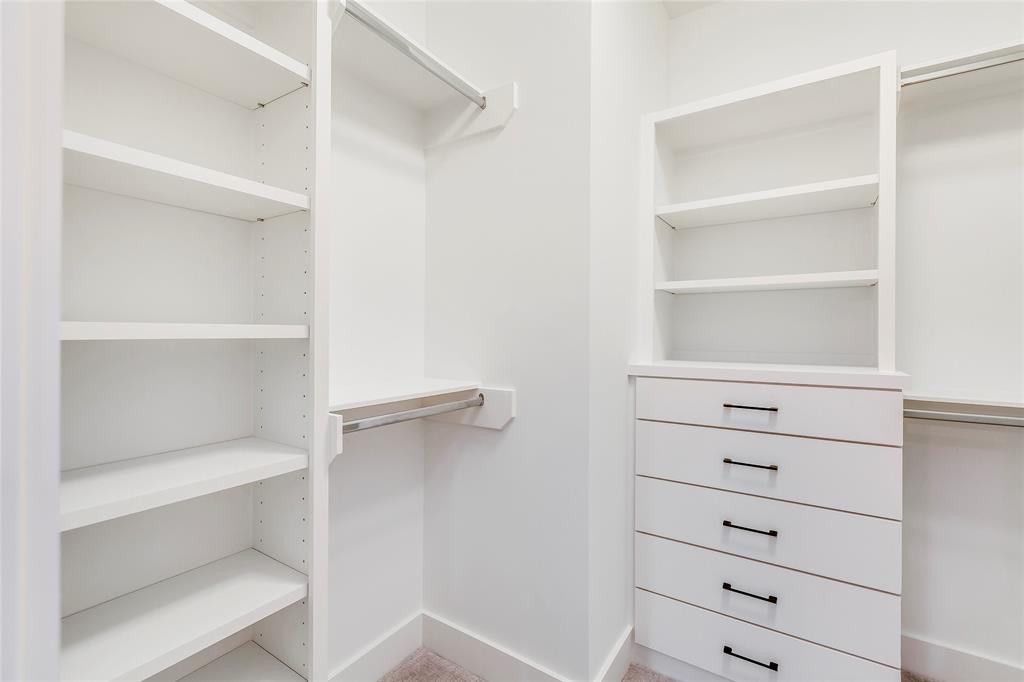 1332 2 BELL Street, Houston, Texas 77019, 3 Bedrooms Bedrooms, 11 Rooms Rooms,2 BathroomsBathrooms,Single-family,For Sale,BELL,68872809