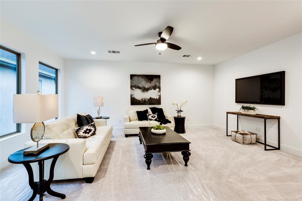 1330 3 BELL Street, Houston, Texas 77019, 4 Bedrooms Bedrooms, 14 Rooms Rooms,3 BathroomsBathrooms,Single-family,For Sale,BELL,80437370