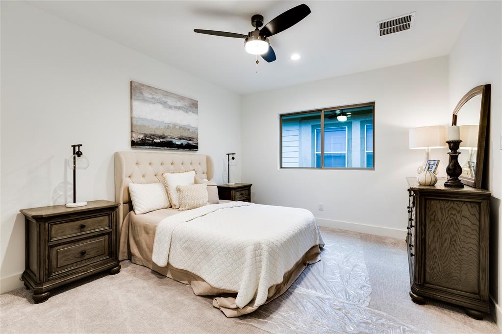 1330 3 BELL Street, Houston, Texas 77019, 4 Bedrooms Bedrooms, 14 Rooms Rooms,3 BathroomsBathrooms,Single-family,For Sale,BELL,80437370