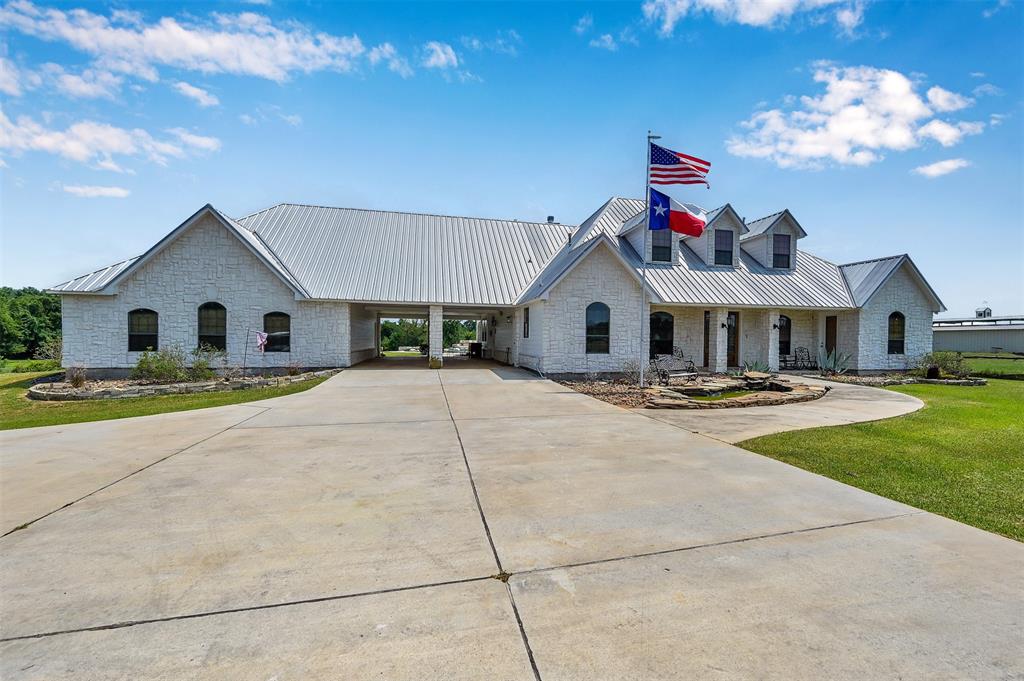 12411 2 Maggie Lane, Willis, Texas 77318, 6 Bedrooms Bedrooms, 8 Rooms Rooms,4 BathroomsBathrooms,Country Homes/acreage,For Sale,Maggie,91903681