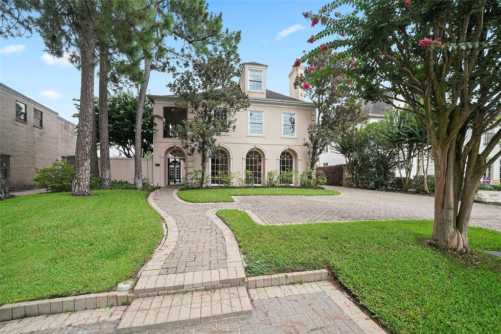 6011 2 Riverview Way, Houston, Texas 77057, 5 Bedrooms Bedrooms, 12 Rooms Rooms,5 BathroomsBathrooms,Single-family,For Sale,Riverview,17707230