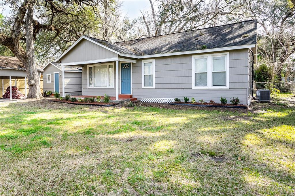 Sweeny, TX 77480,802 Avenue A