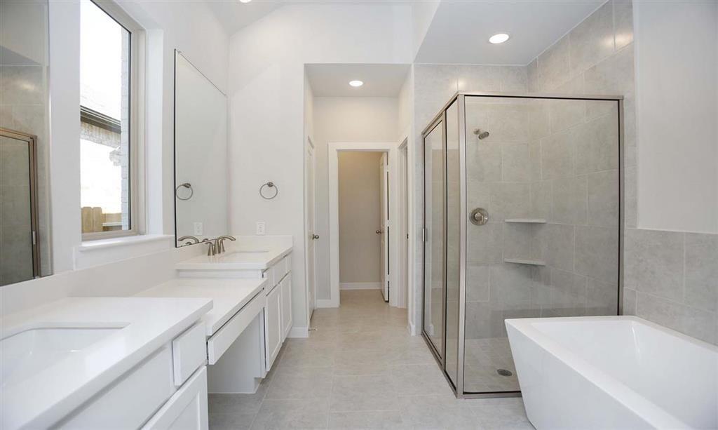 12127 1 McKavett Fort Drive, Humble, Texas 77346, 4 Bedrooms Bedrooms, 5 Rooms Rooms,3 BathroomsBathrooms,Single-family,For Sale,McKavett Fort Drive,84062512