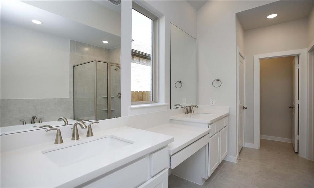 12127 1 McKavett Fort Drive, Humble, Texas 77346, 4 Bedrooms Bedrooms, 5 Rooms Rooms,3 BathroomsBathrooms,Single-family,For Sale,McKavett Fort Drive,84062512