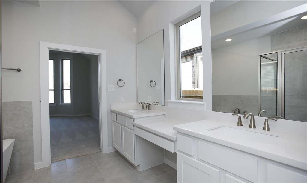 12127 1 McKavett Fort Drive, Humble, Texas 77346, 4 Bedrooms Bedrooms, 5 Rooms Rooms,3 BathroomsBathrooms,Single-family,For Sale,McKavett Fort Drive,84062512