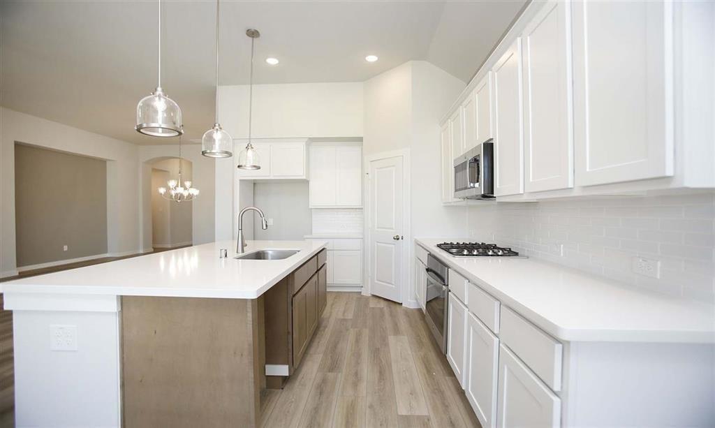 12127 1 McKavett Fort Drive, Humble, Texas 77346, 4 Bedrooms Bedrooms, 5 Rooms Rooms,3 BathroomsBathrooms,Single-family,For Sale,McKavett Fort Drive,84062512